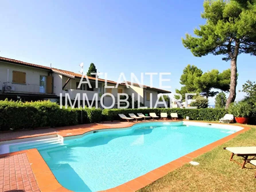 Immagine 10 di Villetta a schiera in vendita  in viale Trebaci a Riccione