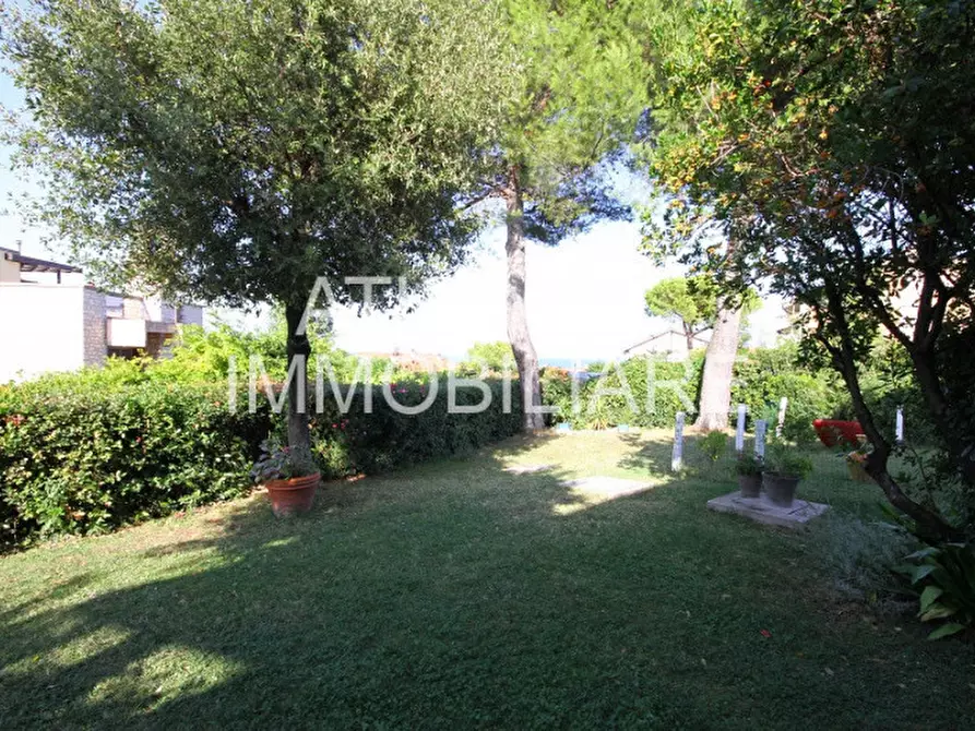 Immagine 10 di Villetta a schiera in vendita  in viale Trebaci a Riccione