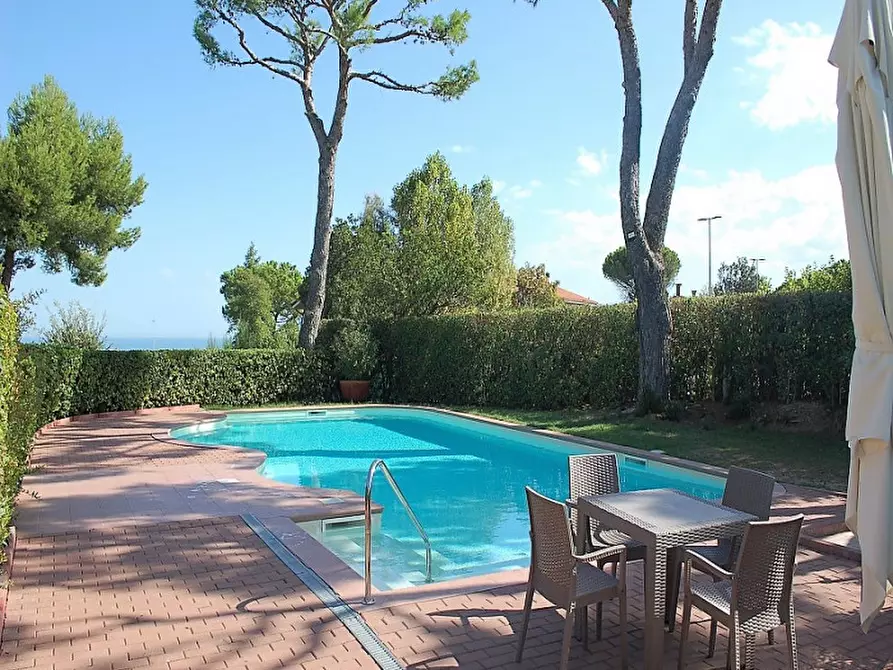 Immagine 15 di Villetta a schiera in vendita  in viale Trebaci a Riccione