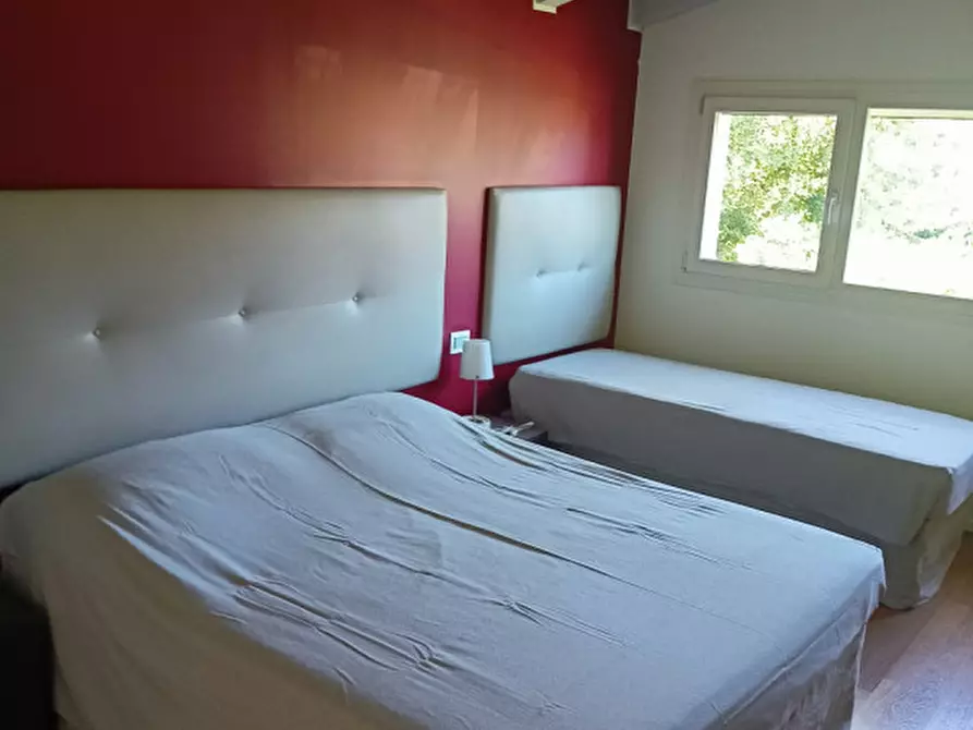 Immagine 12 di Camera in affitto  in Via Guglielmo Marconi a Rubano