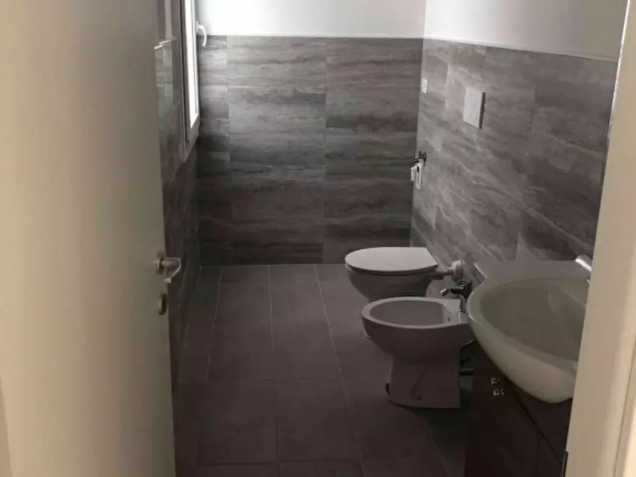 Immagine 7 di Ufficio in affitto  in viale delle fornaci 1 a Vicenza