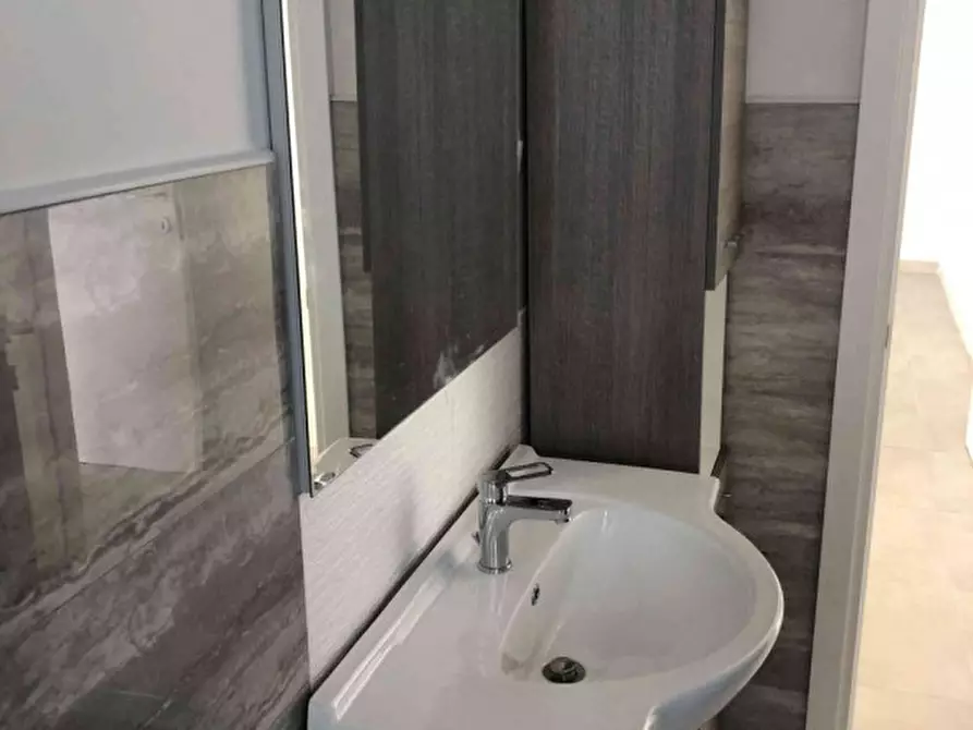 Immagine 10 di Ufficio in affitto  in viale delle fornaci 1 a Vicenza