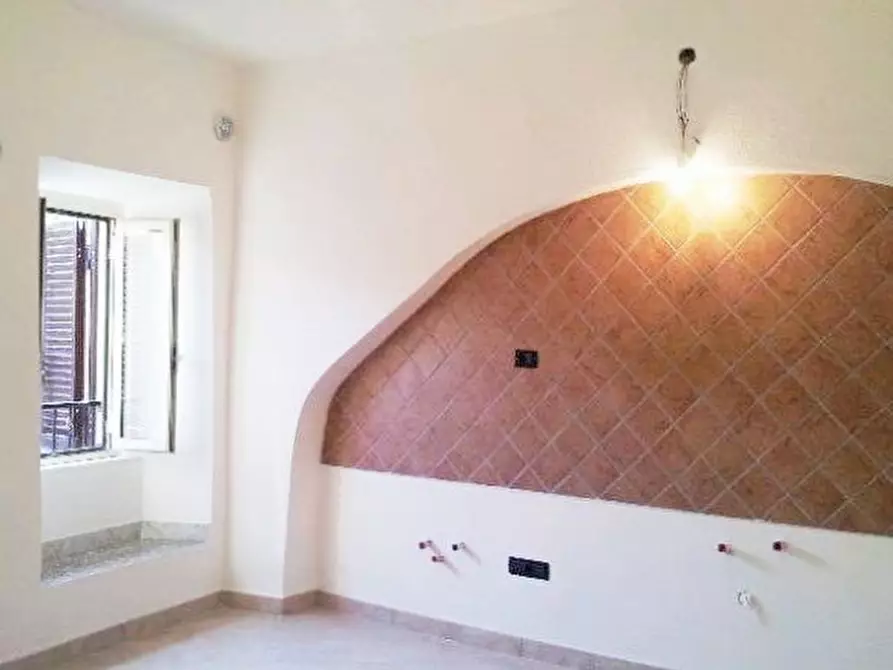 Immagine 2 di Appartamento in vendita  a Guidonia Montecelio