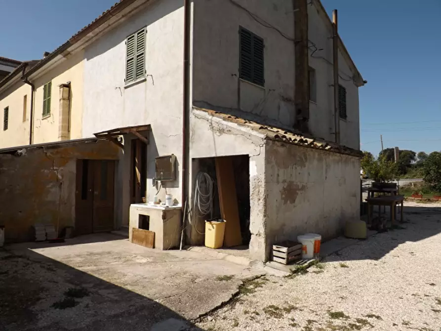 Immagine 1 di Casa indipendente in vendita  a Senigallia