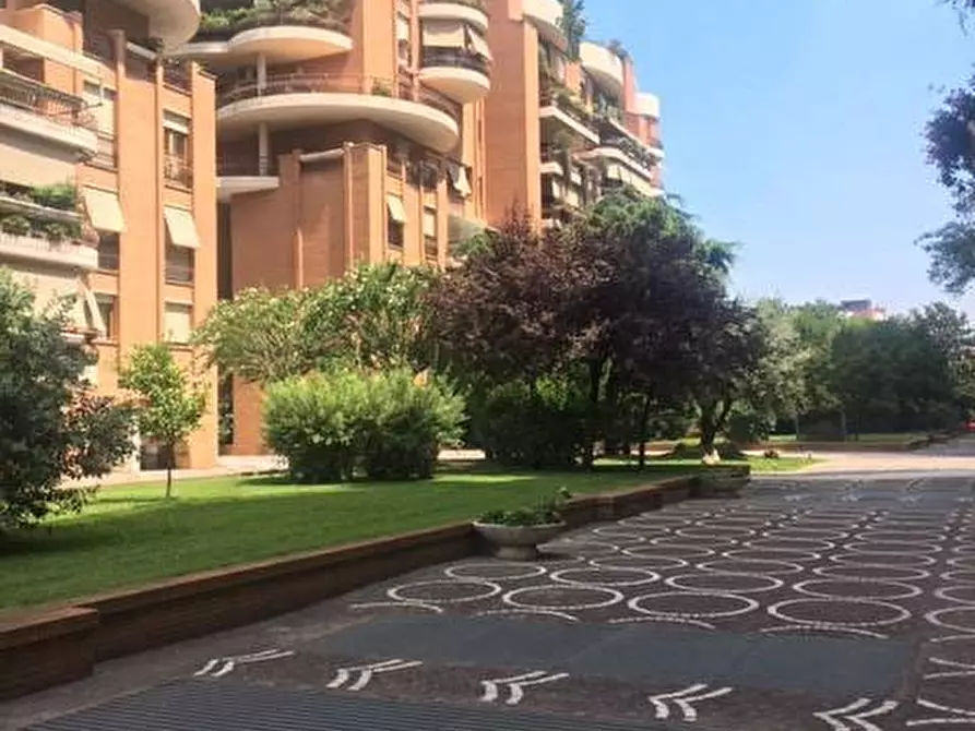 Immagine 4 di Appartamento in vendita  in Via Calcutta a Roma