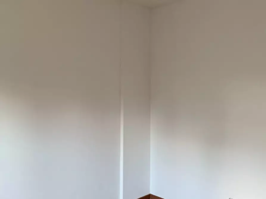 Immagine 11 di Appartamento in vendita  in Via Calcutta a Roma