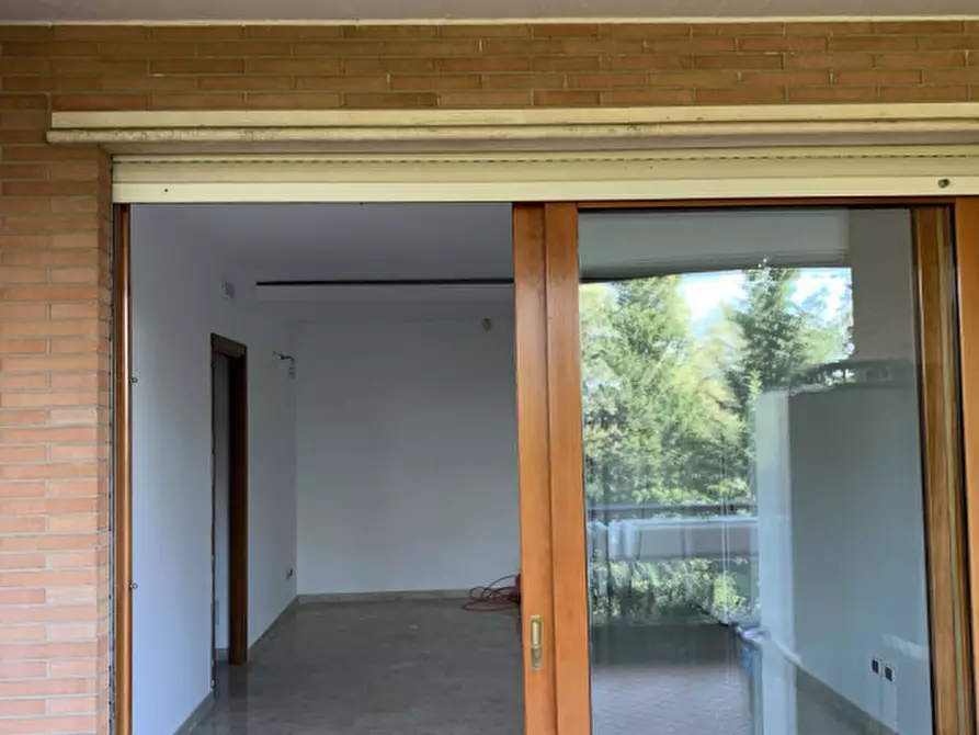 Immagine 20 di Appartamento in vendita  in Via Calcutta a Roma