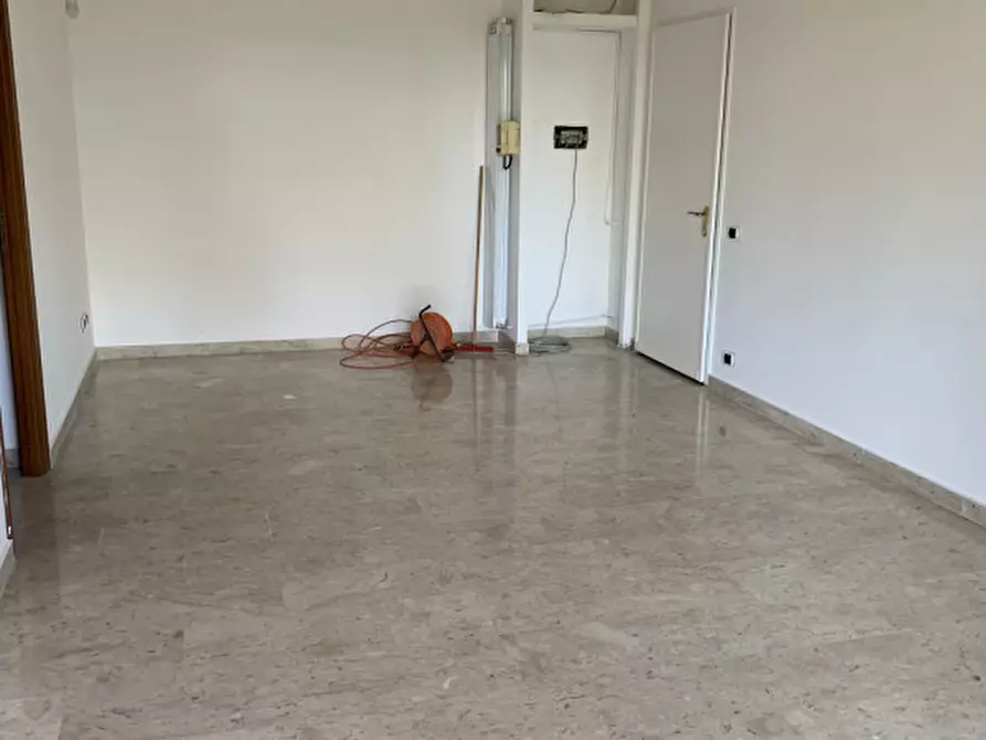 Immagine 25 di Appartamento in vendita  in Via Calcutta a Roma