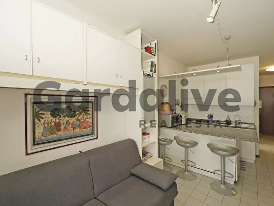 Immagine 10 di Appartamento in vendita  in Via Belvedere a Manerba Del Garda