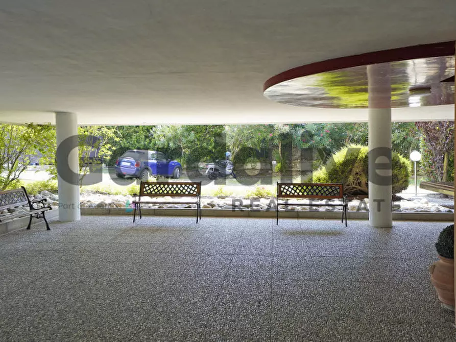 Immagine 20 di Appartamento in vendita  in Via Belvedere a Manerba Del Garda