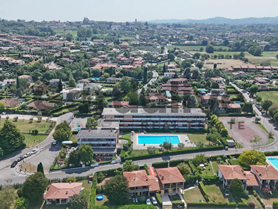 Immagine 27 di Appartamento in vendita  in Via Belvedere a Manerba Del Garda