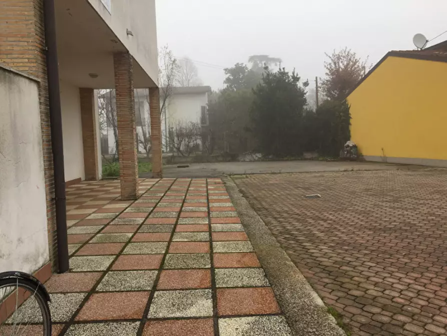 Immagine 8 di Negozio in vendita  in via borgo botteghe a Piove Di Sacco