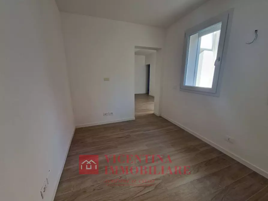 Immagine 9 di Appartamento in vendita  in Via Legione antonini 24 a Vicenza