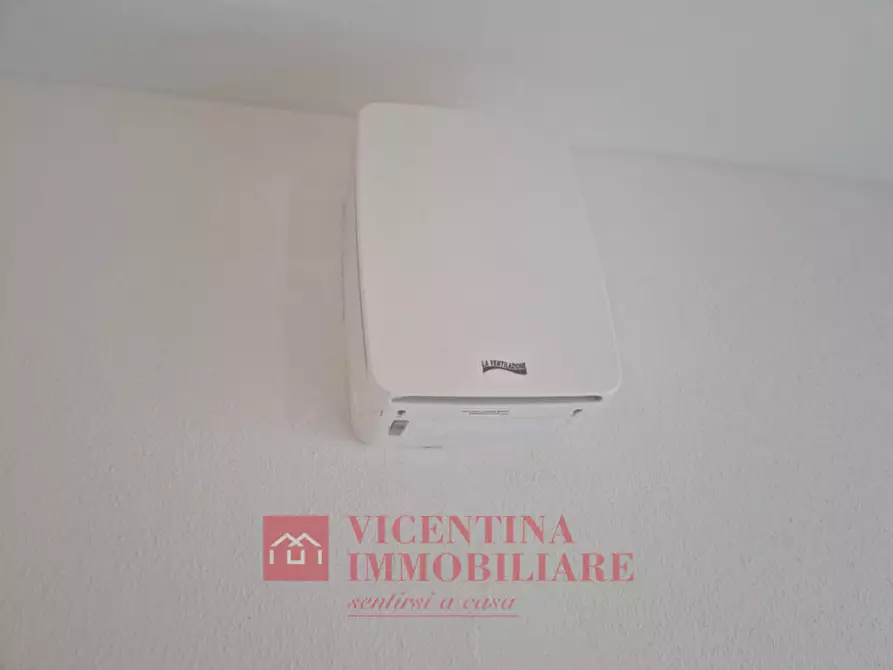 Immagine 10 di Appartamento in vendita  in Via Legione antonini 24 a Vicenza