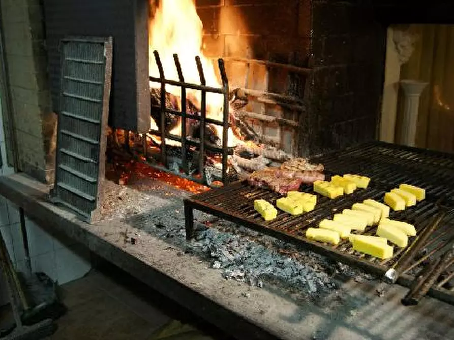 Immagine 4 di Attività commerciale in vendita  in piazza liberazione a Vo