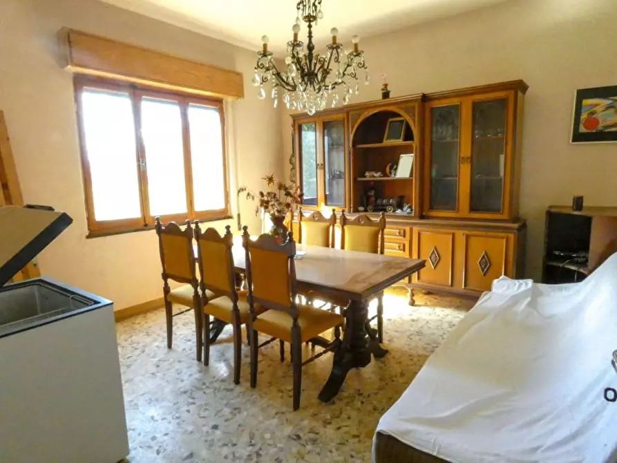 Immagine 2 di Appartamento in vendita  in Via Sonnino a Acqualagna