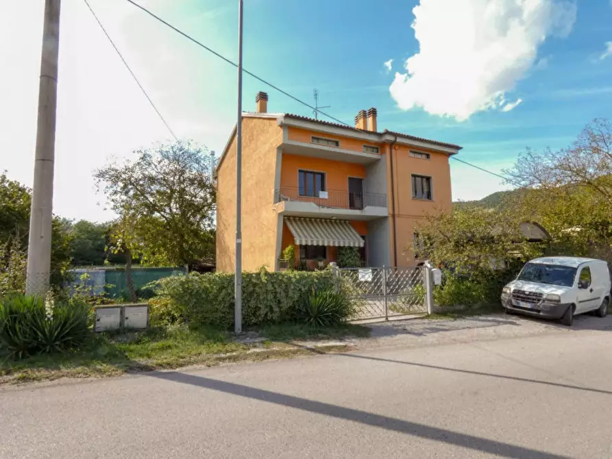 Immagine 9 di Appartamento in vendita  in Via Sonnino a Acqualagna