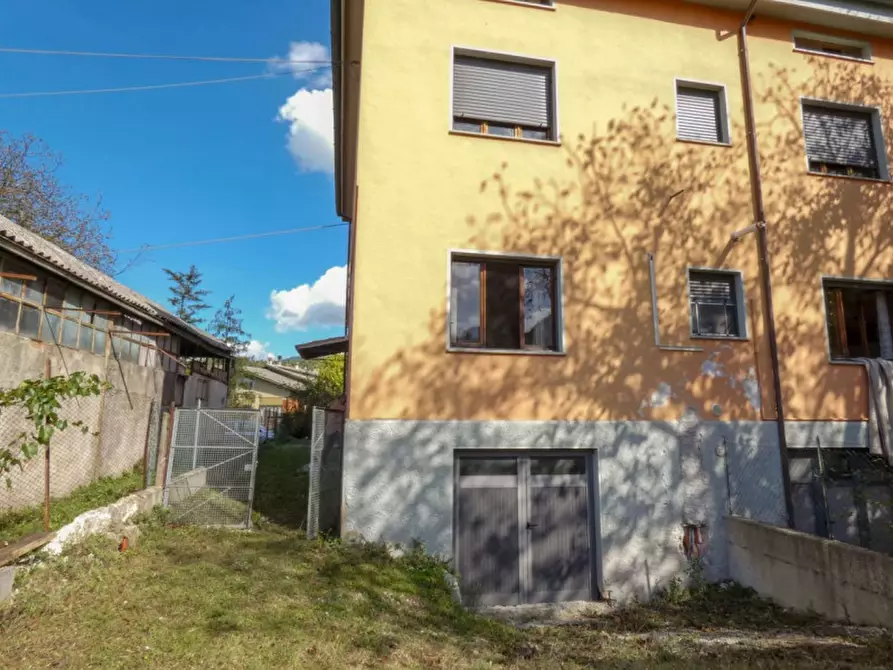 Immagine 11 di Appartamento in vendita  in Via Sonnino a Acqualagna