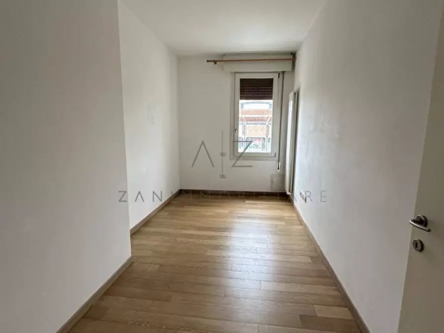 Immagine 7 di Appartamento in vendita  in Piazza Giorgione a Castelfranco Veneto