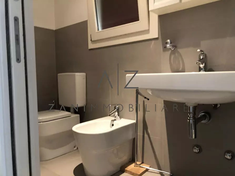 Immagine 9 di Appartamento in vendita  in Piazza Giorgione a Castelfranco Veneto