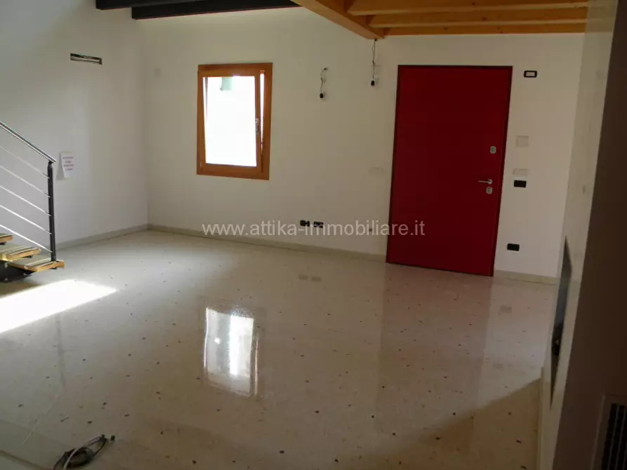 Immagine 3 di Casa bifamiliare in vendita  in via monte gula a Baone