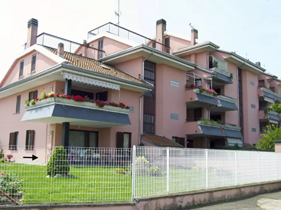 Immagine 1 di Appartamento in vendita  in via Guglielmo Marconi n° 56 a Sannazzaro De' Burgondi
