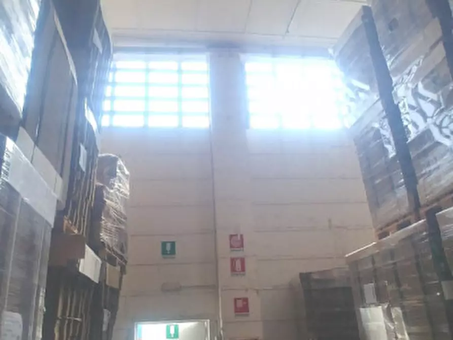 Immagine 21 di Capannone industriale in vendita  in VIA RESISTENZA a Buccinasco