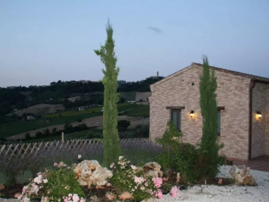 Immagine 18 di Agriturismo in vendita  in Petritoli a Petritoli