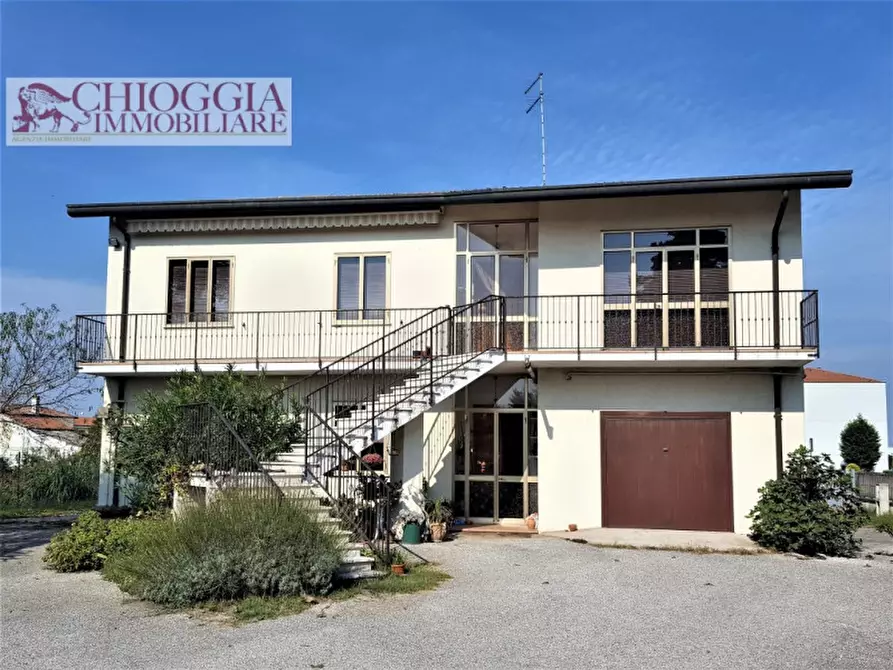 Immagine 1 di Casa indipendente in vendita  in Cavanella D'Adige a Chioggia