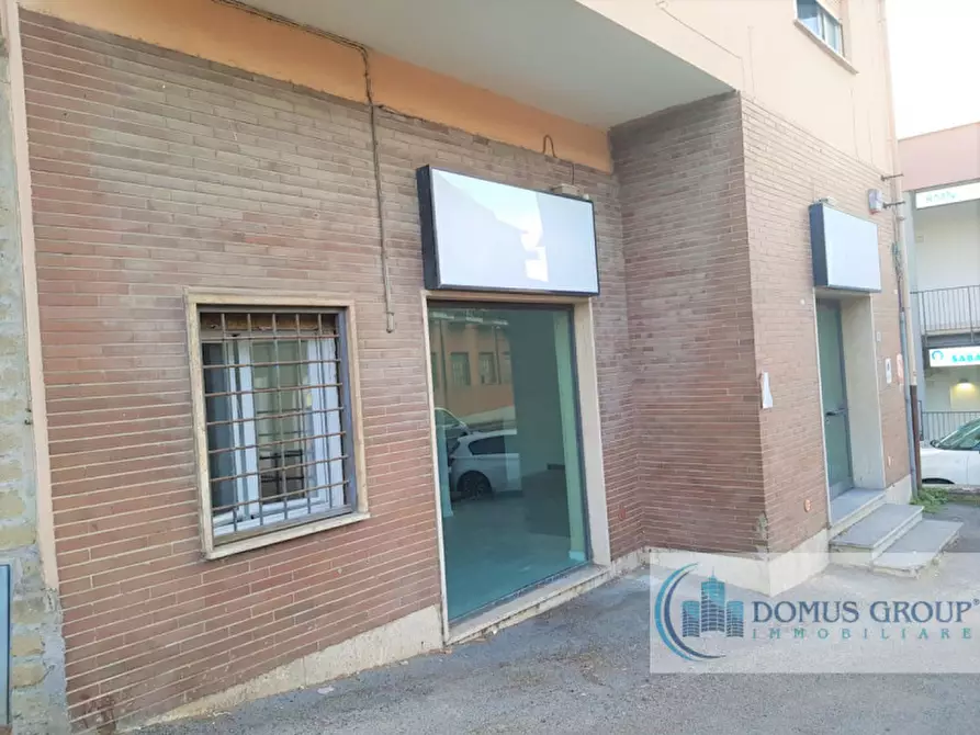 Immagine 2 di Negozio in affitto  in via Anguillarese a Anguillara Sabazia