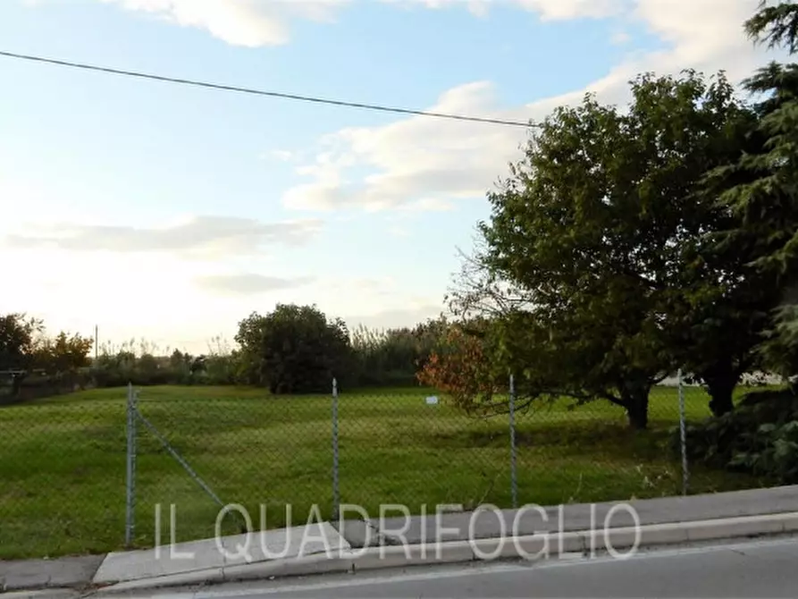 Immagine 1 di Terreno in vendita  a Cesena