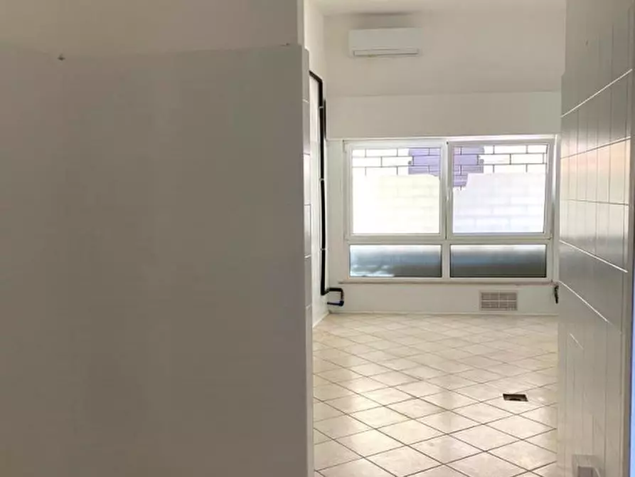 Immagine 4 di Laboratorio in affitto  in Via Piave a Ghedi