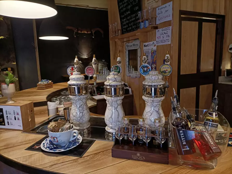 Immagine 21 di Attività commerciale in vendita  in Via della Libertà a Granze