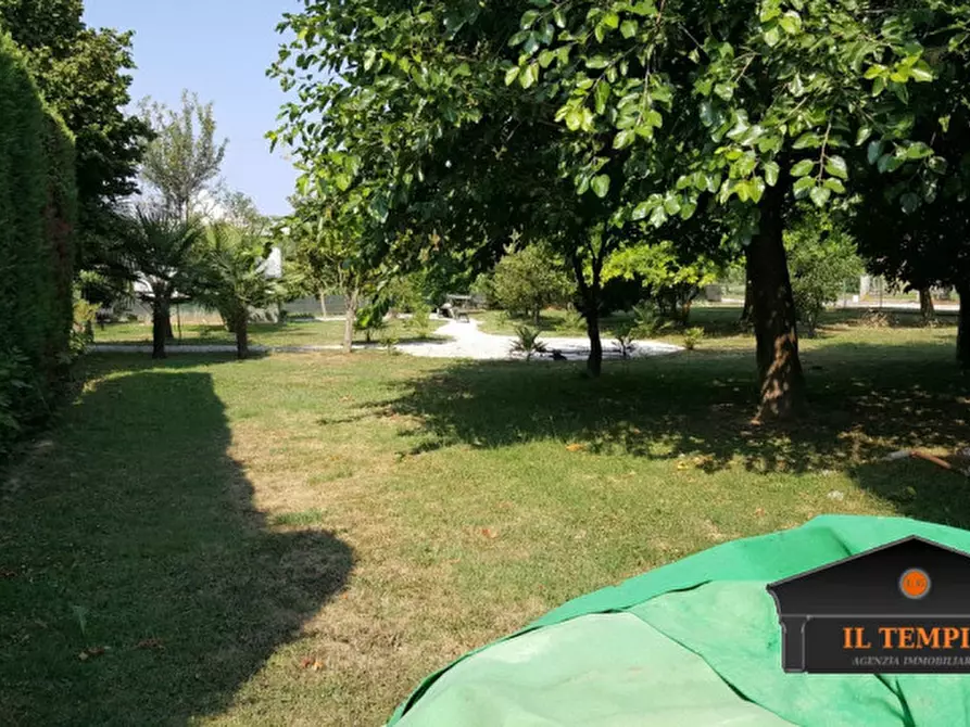 Immagine 20 di Casa indipendente in vendita  in Via stradone a Torri Di Quartesolo