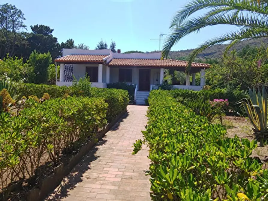 Immagine 2 di Villa in vendita  in VULCANO PIANO a Lipari