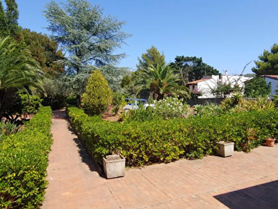 Immagine 17 di Villa in vendita  in VULCANO PIANO a Lipari