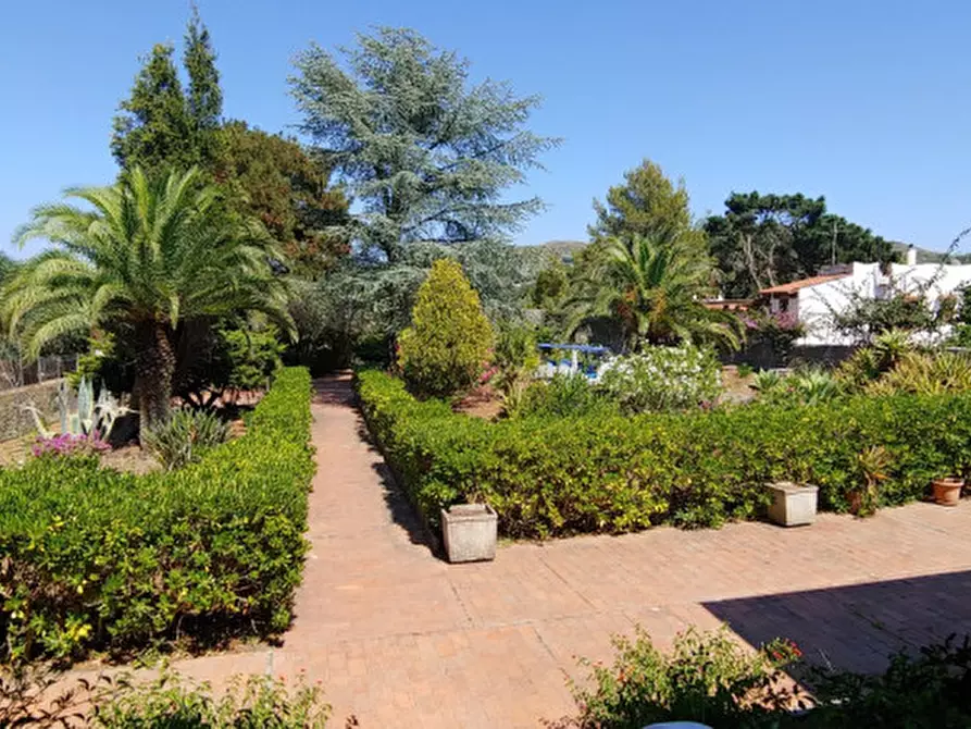 Immagine 38 di Villa in vendita  in VULCANO PIANO a Lipari