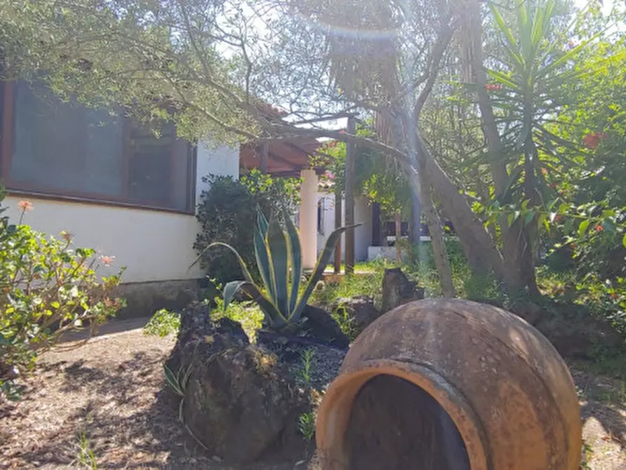 Immagine 45 di Villa in vendita  in VULCANO PIANO a Lipari