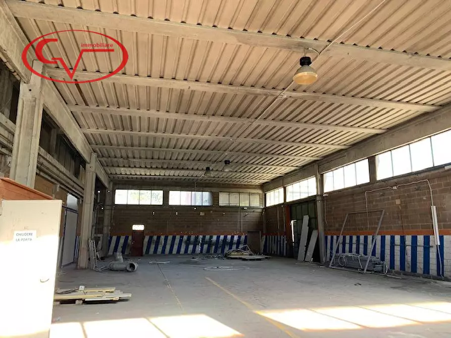 Immagine 1 di Laboratorio in affitto  in via lungarno a Terranuova Bracciolini