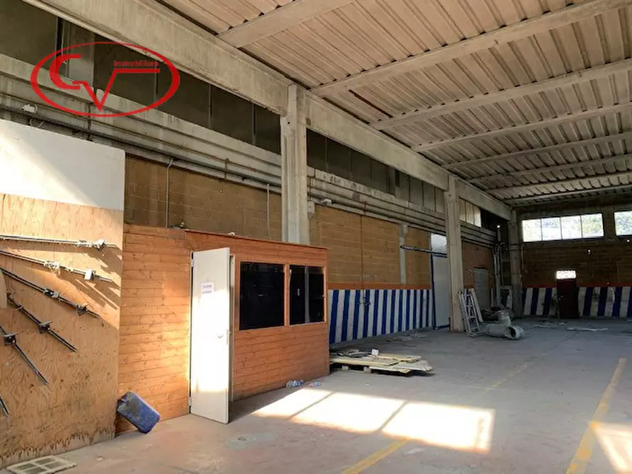 Immagine 5 di Laboratorio in affitto  in via lungarno a Terranuova Bracciolini