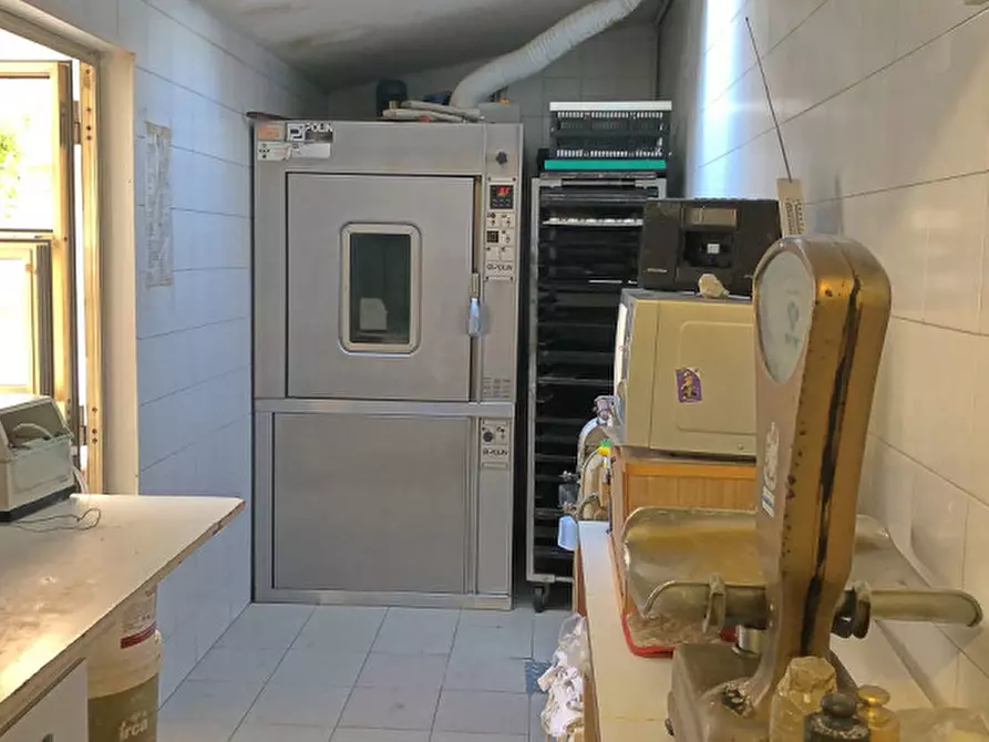 Immagine 2 di Attività commerciale in vendita  in Via San Marco 1417 a Chioggia