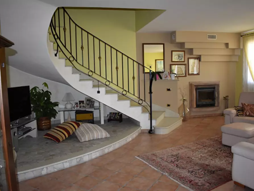 Immagine 8 di Villa in vendita  a Masera' Di Padova