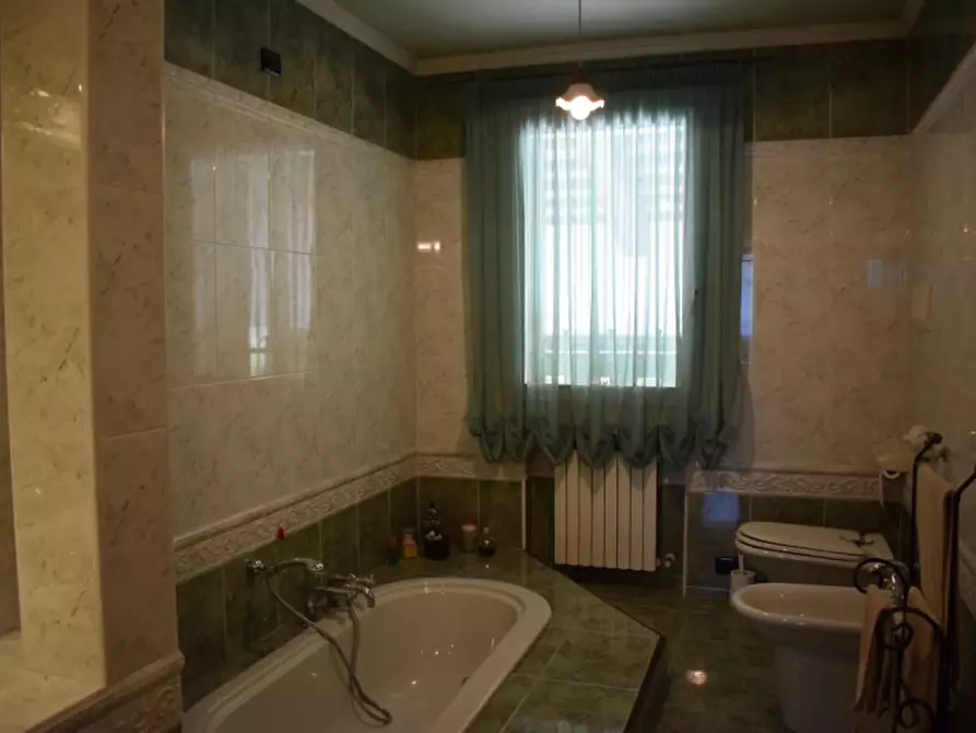 Immagine 23 di Villa in vendita  a Masera' Di Padova