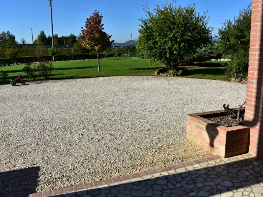 Immagine 33 di Villa in vendita  a Masera' Di Padova