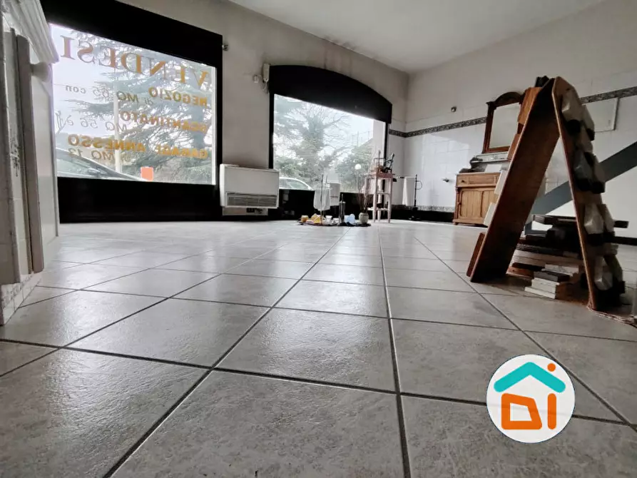 Immagine 16 di Ufficio in vendita  in viale venezia giulia a Cormons