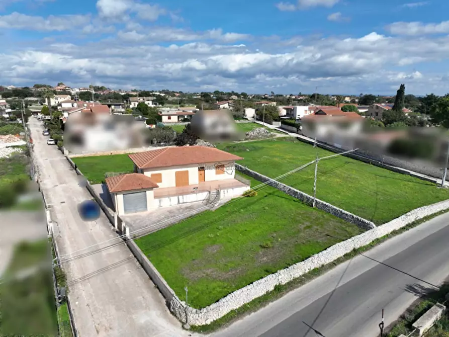 Immagine 8 di Casa indipendente in vendita  in Via Michelica Musebbi Calicantone a Modica