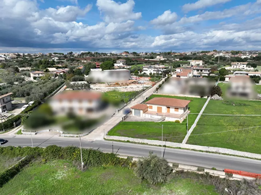 Immagine 11 di Casa indipendente in vendita  in Via Michelica Musebbi Calicantone a Modica