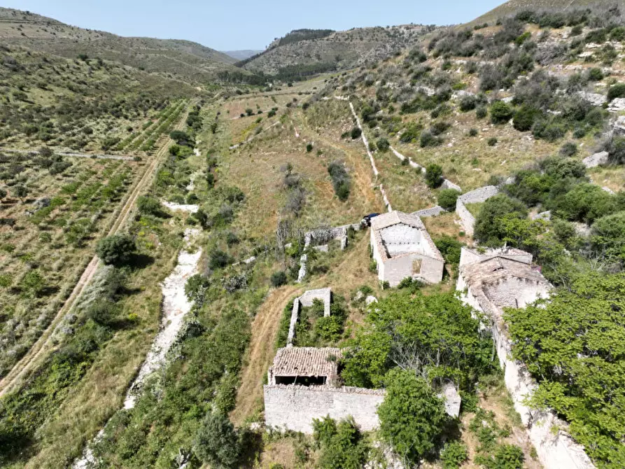 Immagine 27 di Rustico / casale in vendita  in Strada Provinciale 59 a Ragusa