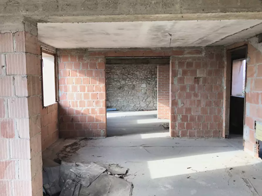 Immagine 3 di Casa indipendente in vendita  in VIA STAZIONE a Este