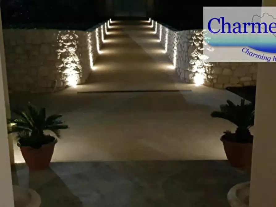 Immagine 18 di Villa in vendita  in Contrada Graffetta a Modica